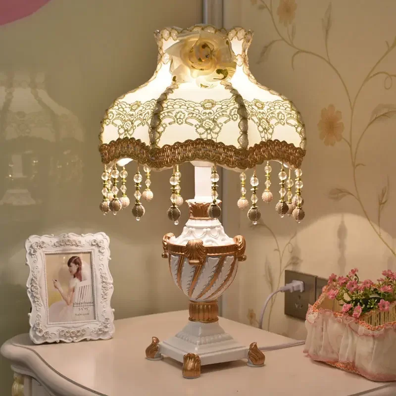 Decor Lighting The Parade - Винтажная настольная лампа Nordic Princess: светильник